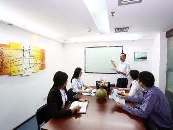 深圳漢京國際商務(wù)中心精品辦公室特價招租，創(chuàng)富港助力企業(yè)高效發(fā)展